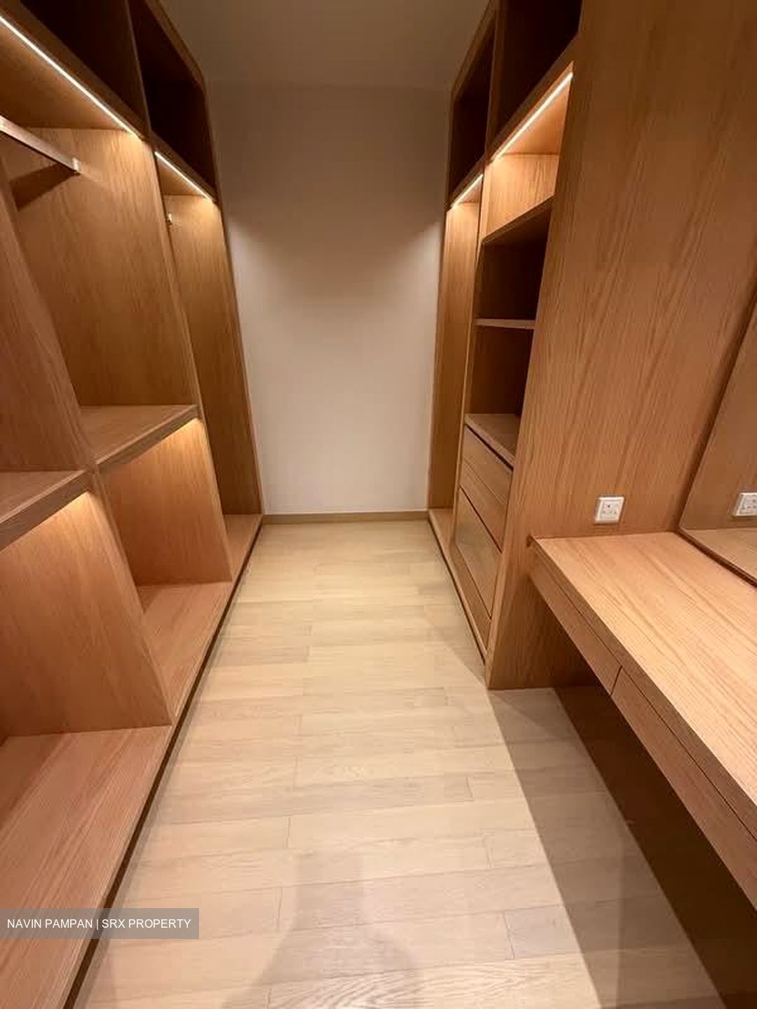 The Colonnade (D10), Condominium #528006231